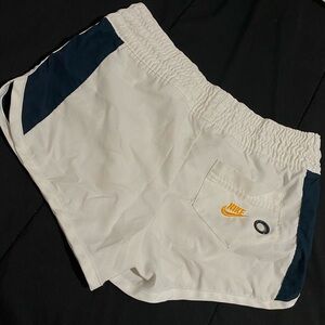 Nike shorts! Size small in perfect condition!